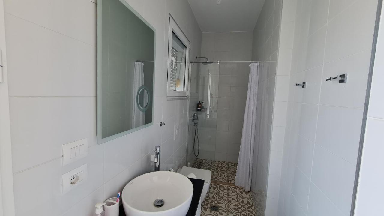 Rocknest Sea View Penthouse Daire Saranda Dış mekan fotoğraf